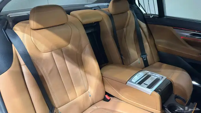 بي ام دبليو 730Li 2020 بحاله نظيفه جدا 17