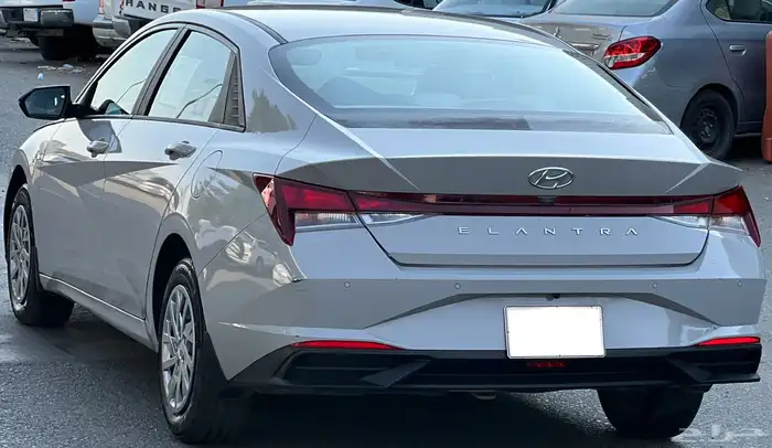 هونداي النترا 2022 8