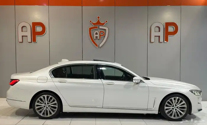 بي ام دبليو 730Li 2020 بحاله نظيفه جدا 2