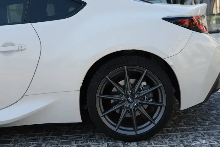 SUBARU BRZ 2024 12