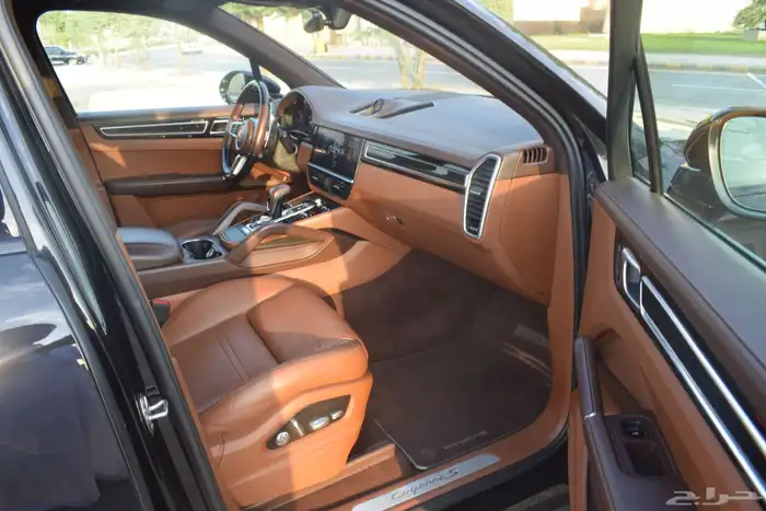 بورش Cayenne S 2019 12