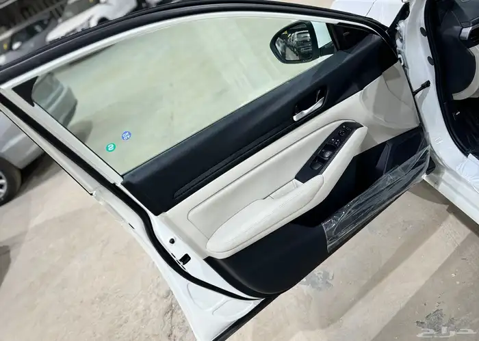نيسان التيما 2025 نص فل جديد بأقل سعر 10