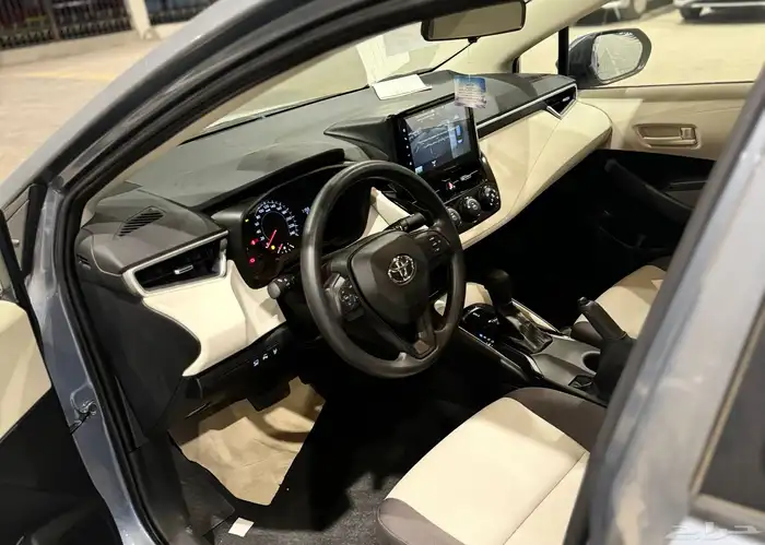 تويوتا كورلا 2025 2.0 نص فل جديد اصفار بأقل سعر 12