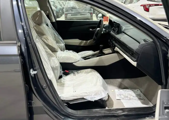 هوندا اكورد 2025 LX جديد اصفار بأقل سعر 13