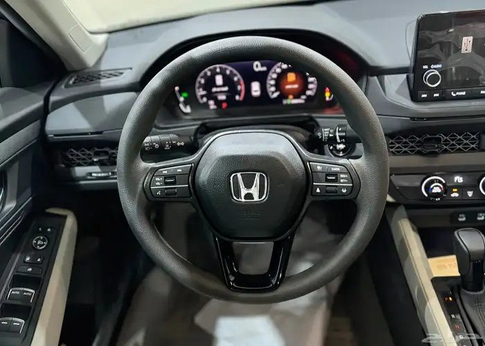 هوندا اكورد 2025 LX جديد اصفار بأقل سعر 17