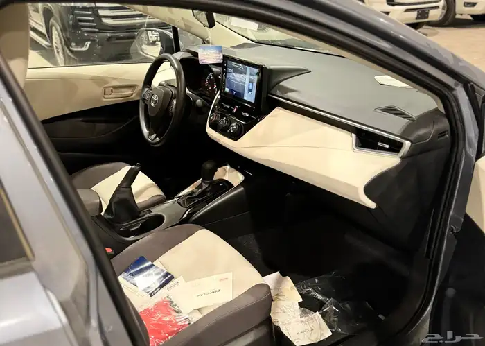 تويوتا كورلا 2025 2.0 نص فل جديد اصفار بأقل سعر 16