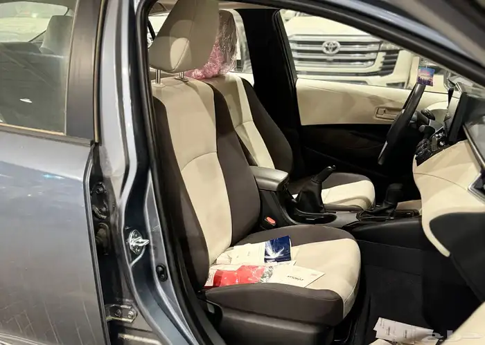 تويوتا كورلا 2025 2.0 نص فل جديد اصفار بأقل سعر 17