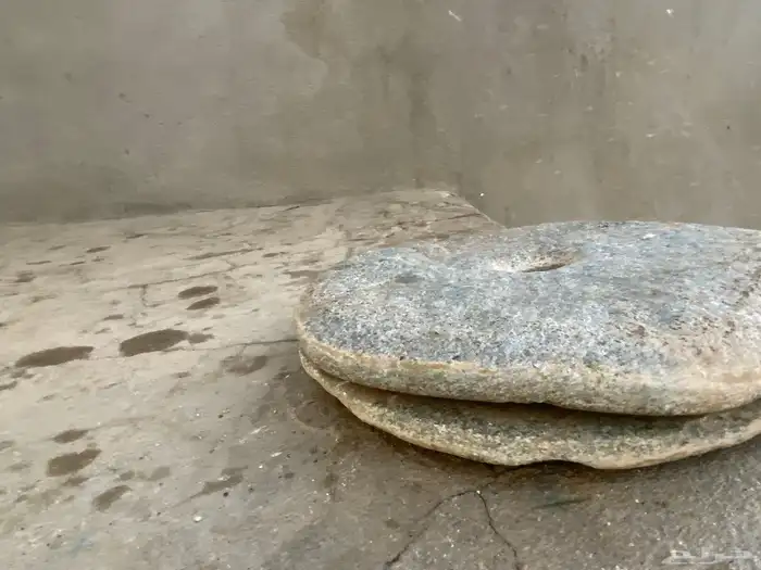 يوجد تراث للبيع رحا 2