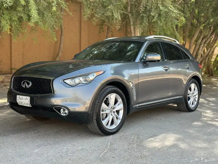 Infinity QX70 انفنتي نظيف جدا 1