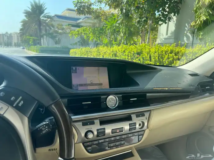 للبيع لكزس ES 350 موديل 2013 9