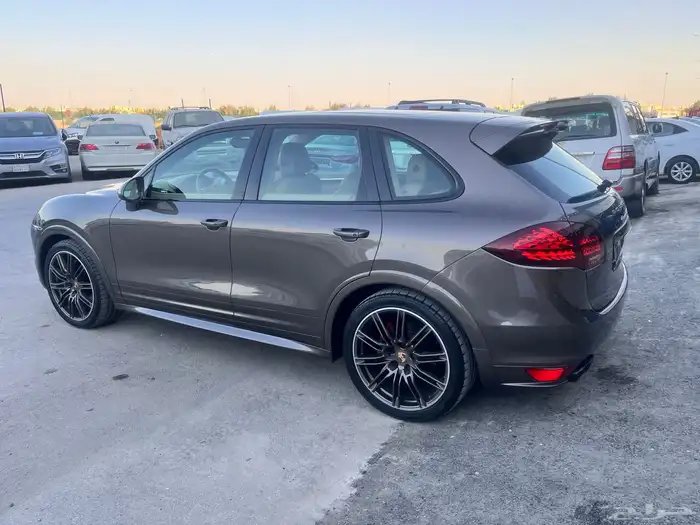 كايين بورش GTS موديل 2013 7