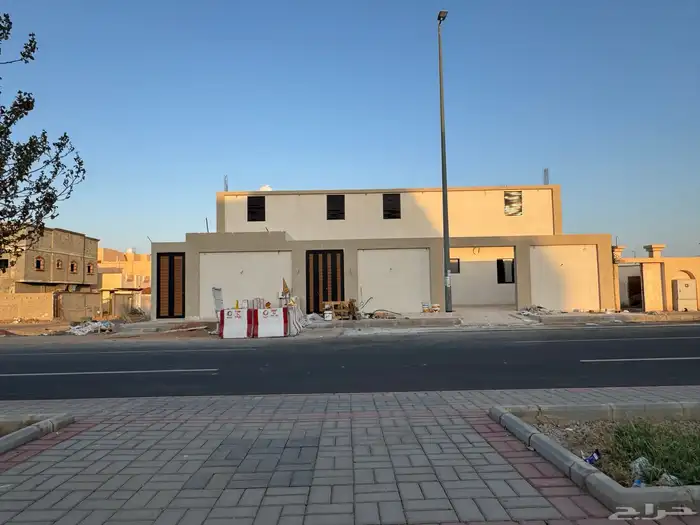 دور في العزيزيه ت3 مساحه 500 م للبيع 0