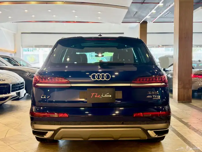 اودي Q7 2021 6