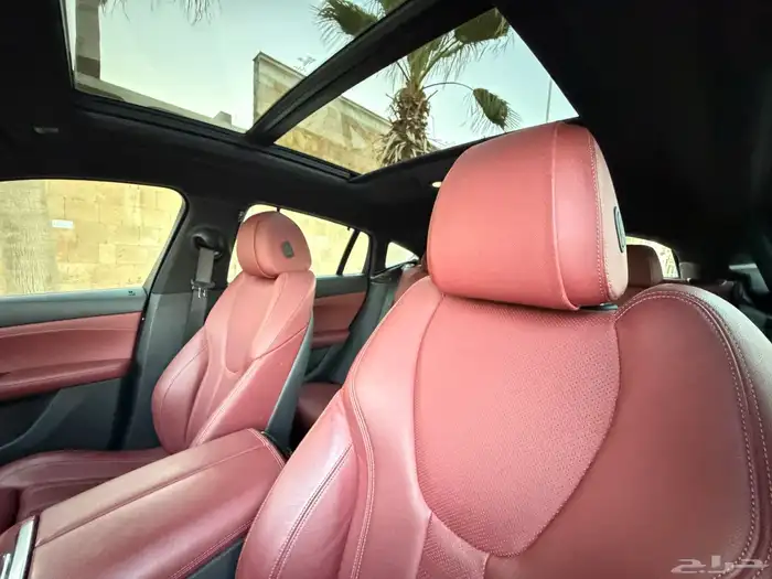 BMW X6 2021 M kit بحالة الوكالة 33