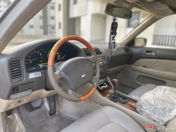 لكزس LS400 2000 8
