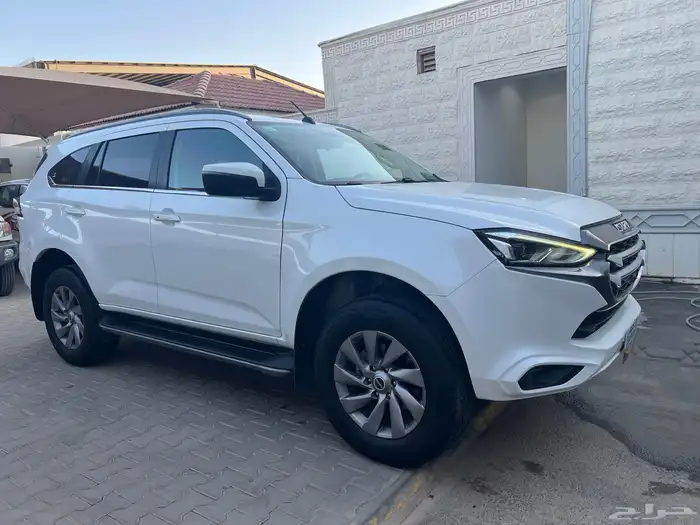 ايسوزو 2022 MUX فل كامل دبل دفلك لدى قمة الاطلال 4