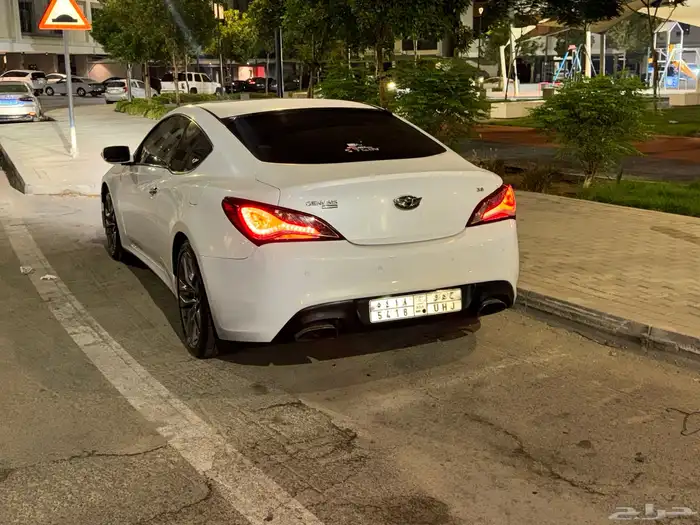 جنسس coupe 2016 3.8 GDI 4