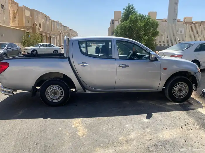 مستبيشي L200 3