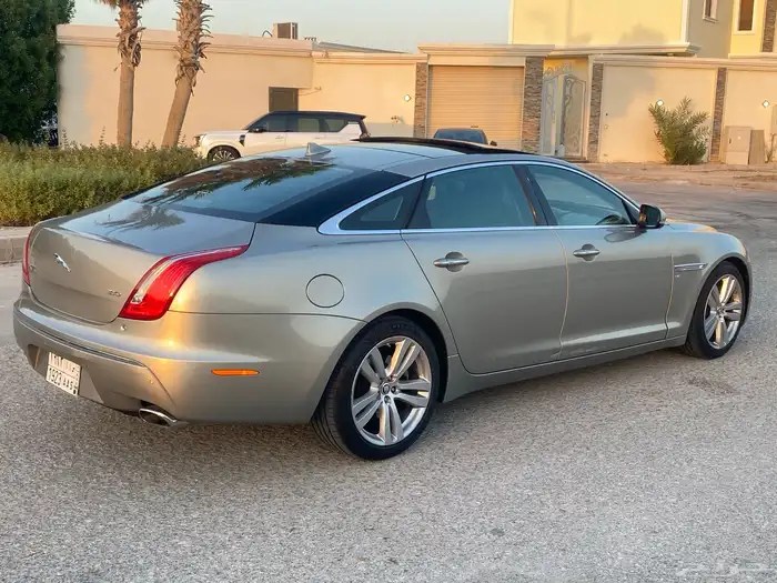 للبيع جاكوار. 2013 XJ 12