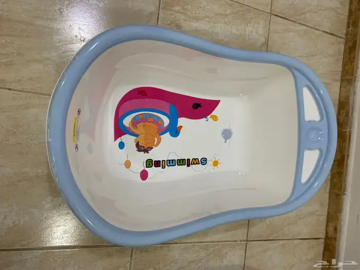 كرسي سيارة للاطفال وبانيو ومشاية اطفال 3