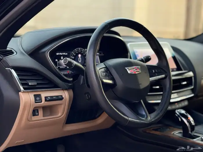 كاديلاك CT5 موديل 2023 اعلى فئة مخزن ممشى 6 الف تحت الضمان 50