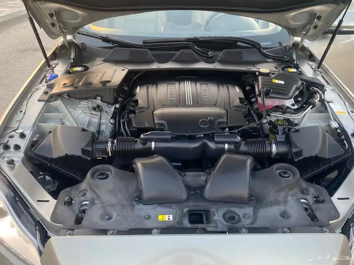 للبيع جاكوار. 2013 XJ 28