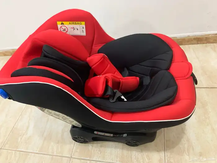 كرسي سيارة للاطفال وبانيو ومشاية اطفال 0