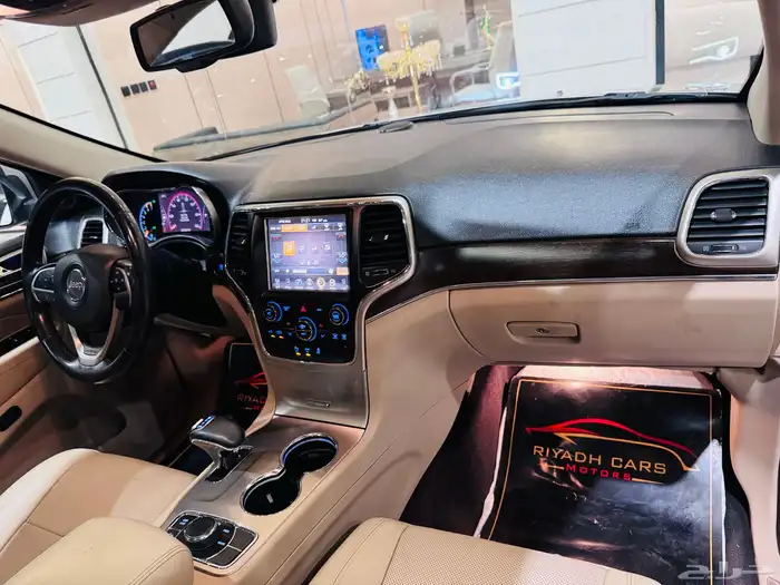 شروكي ليمتد فل كامل 2015 V8 9