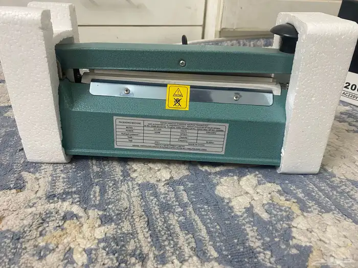 مكينة تغليف حراري ( لحام) للاكياس 0