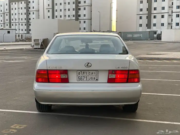 لكزس LS400 2000 4