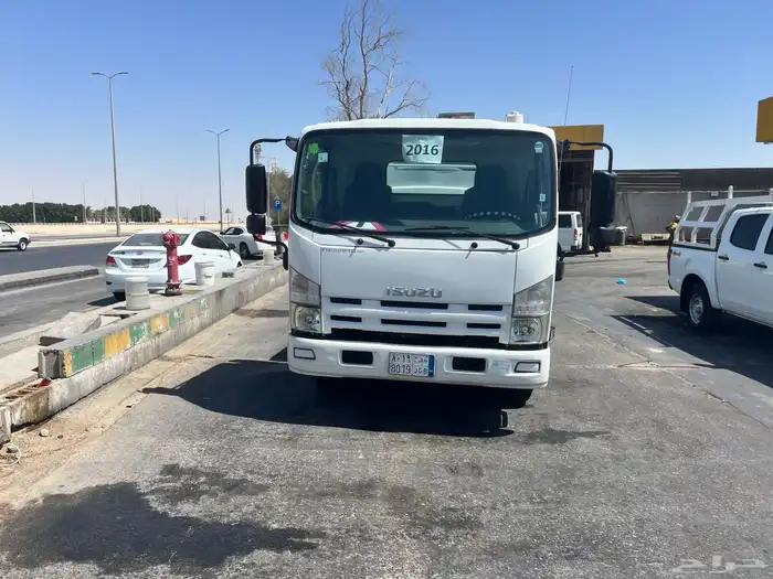 وايت ايسوزو 2016 للبيع 3