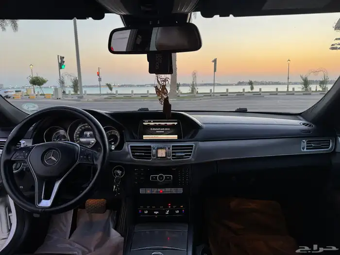 للبيع مرسيدس E300 موديل 2014 7