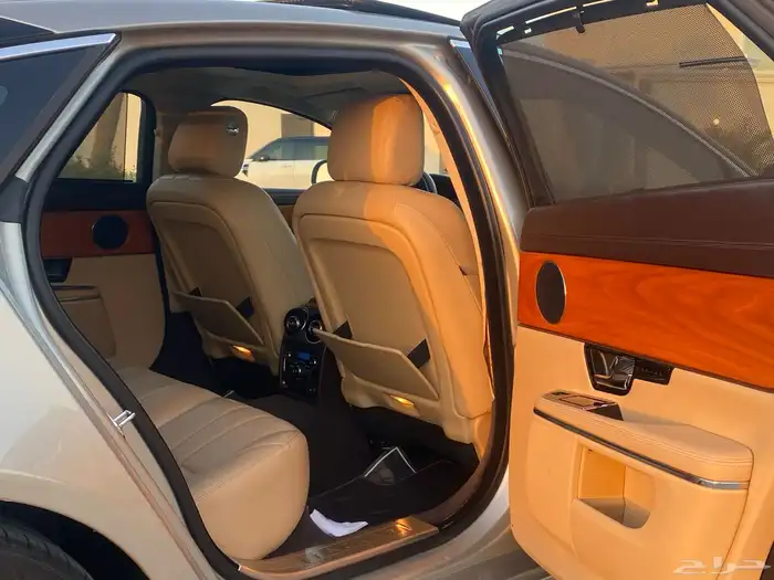 للبيع جاكوار. 2013 XJ 25