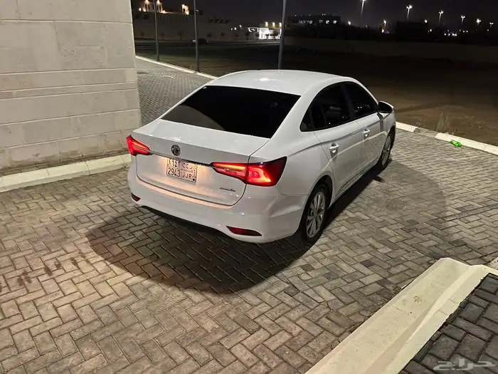 ام جي 5 2023 0