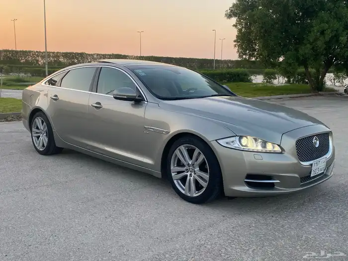 للبيع جاكوار. 2013 XJ 6