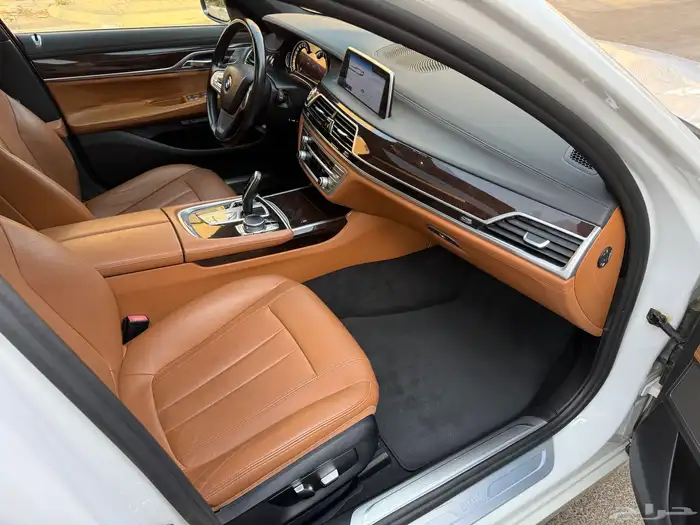 فل الفل BMW 730li - تحت الصيانة المجانية - وارد الناغي 32