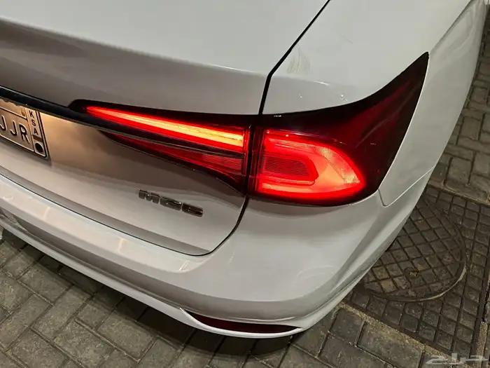 ام جي 5 2023 9
