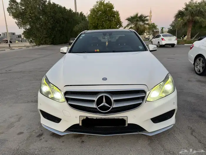للبيع مرسيدس E300 موديل 2014 3
