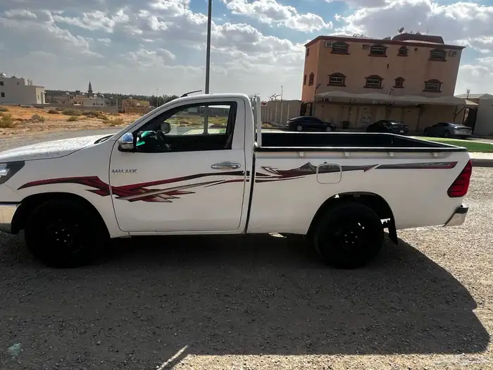 هايلكس غمارة GLX نظيف 6