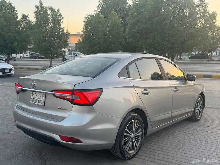 ام جي 5 2021 5