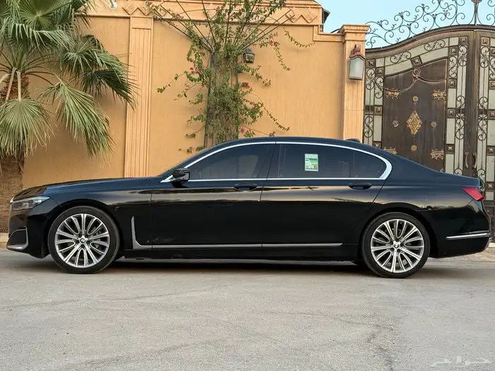 بي ام دبليو BMW Li730 موديل 2022 سعودي فل 18