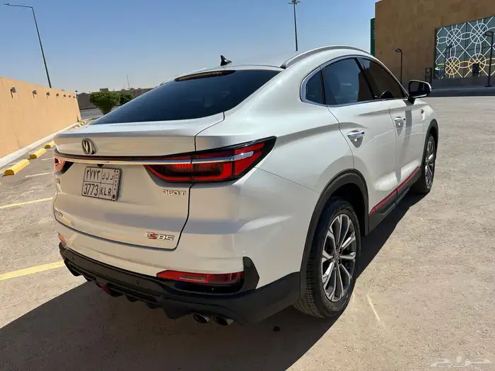 شانجان CS85 2023 ماشي 30 الف وكاااله 13