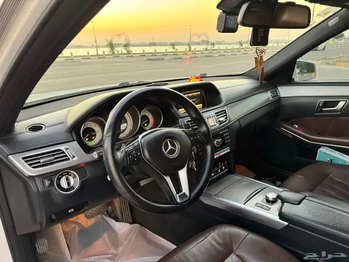 للبيع مرسيدس E300 موديل 2014 5