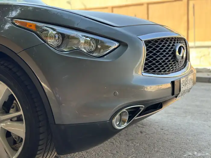 Infinity QX70 انفنتي نظيف جدا 9