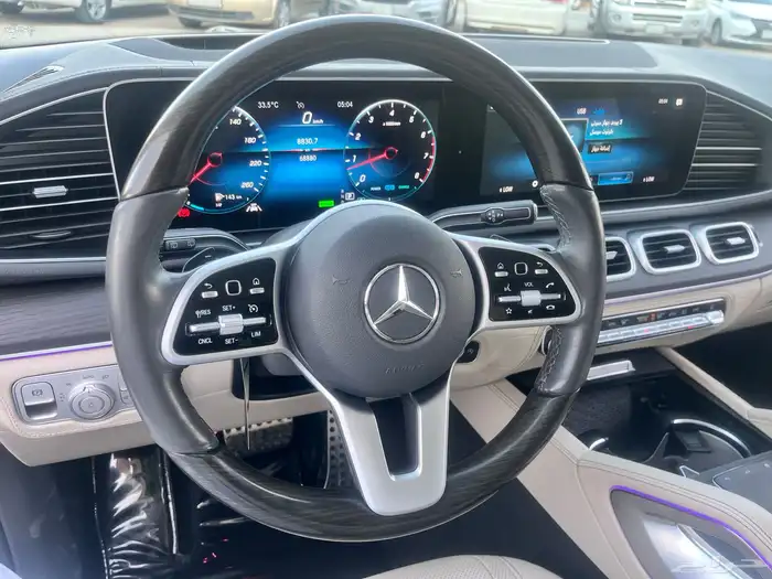 مرسيدس 450 GLS موديل 2020 11