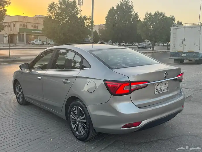 ام جي 5 2021 4