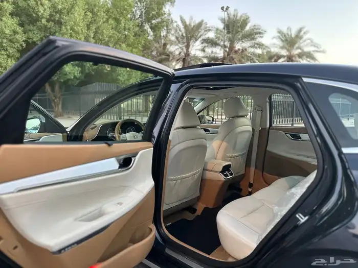 هونداي أزيرا موديل 2021 سعودي نص فل 17