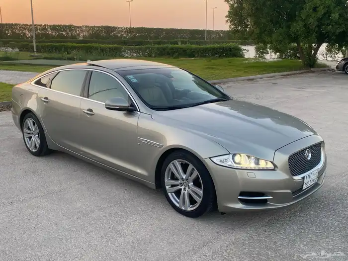 للبيع جاكوار. 2013 XJ 7