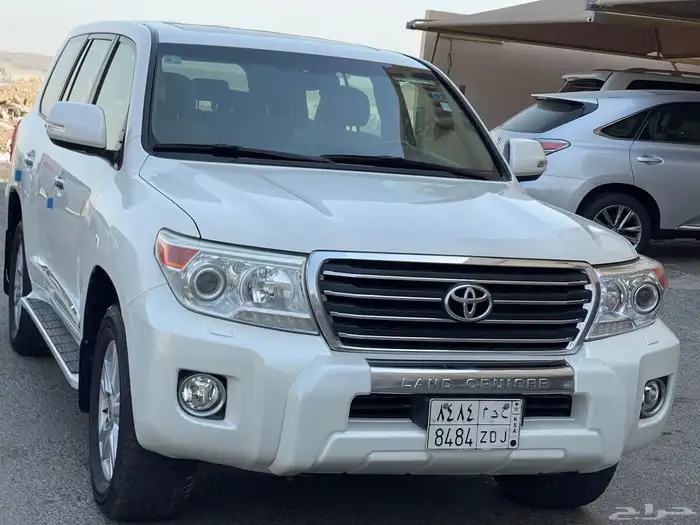لاندكروزر GXR 2014 فل كامل 1