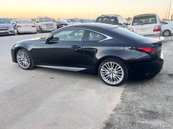لكزس RC350 موديل 2023 7